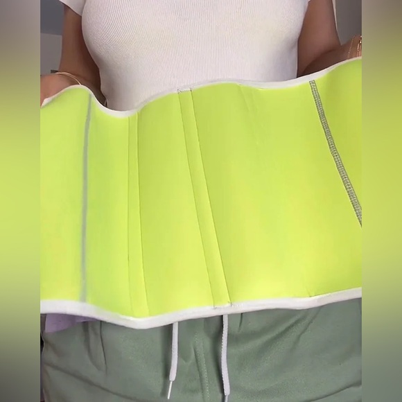 Curvy Faja Purple Sweat Sauna Girdle - Picture 5 of 10